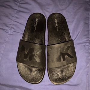 Micheal Kors slides/slippers